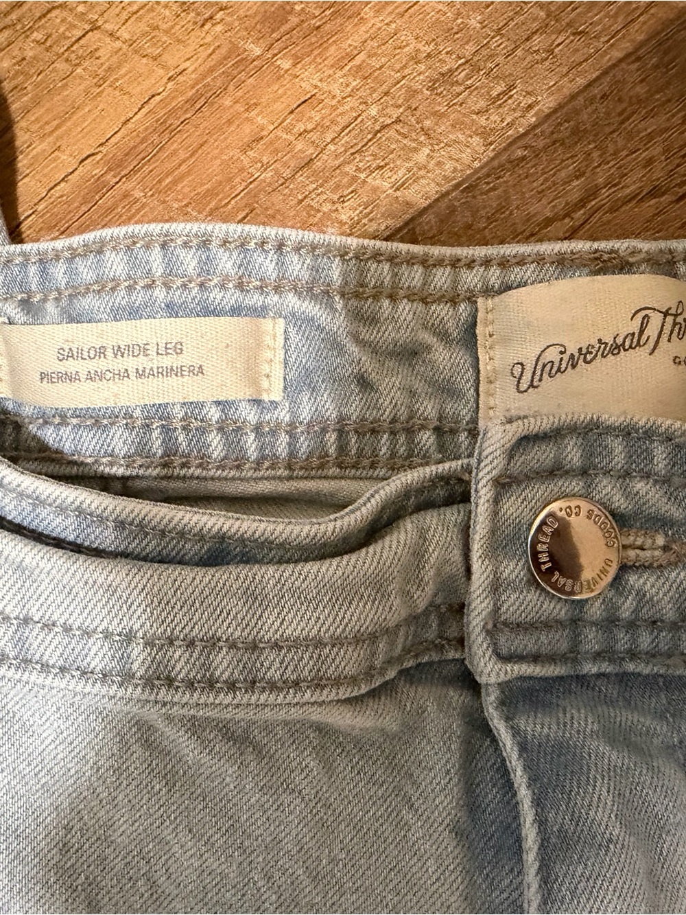 Universal Thread Light Wash Wide Leg Sailor Jeans